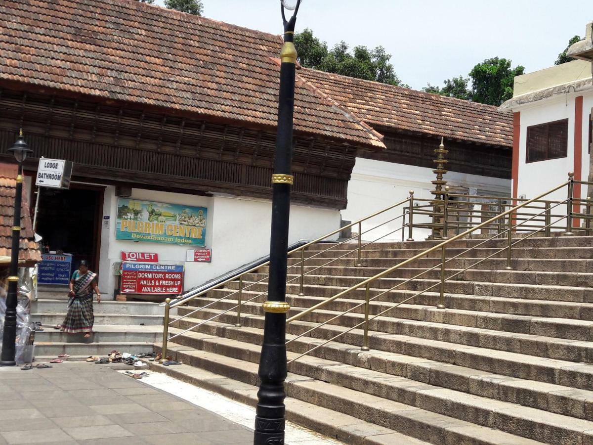 Devasthanam Lodge Thiruvananthapuram Exterior foto